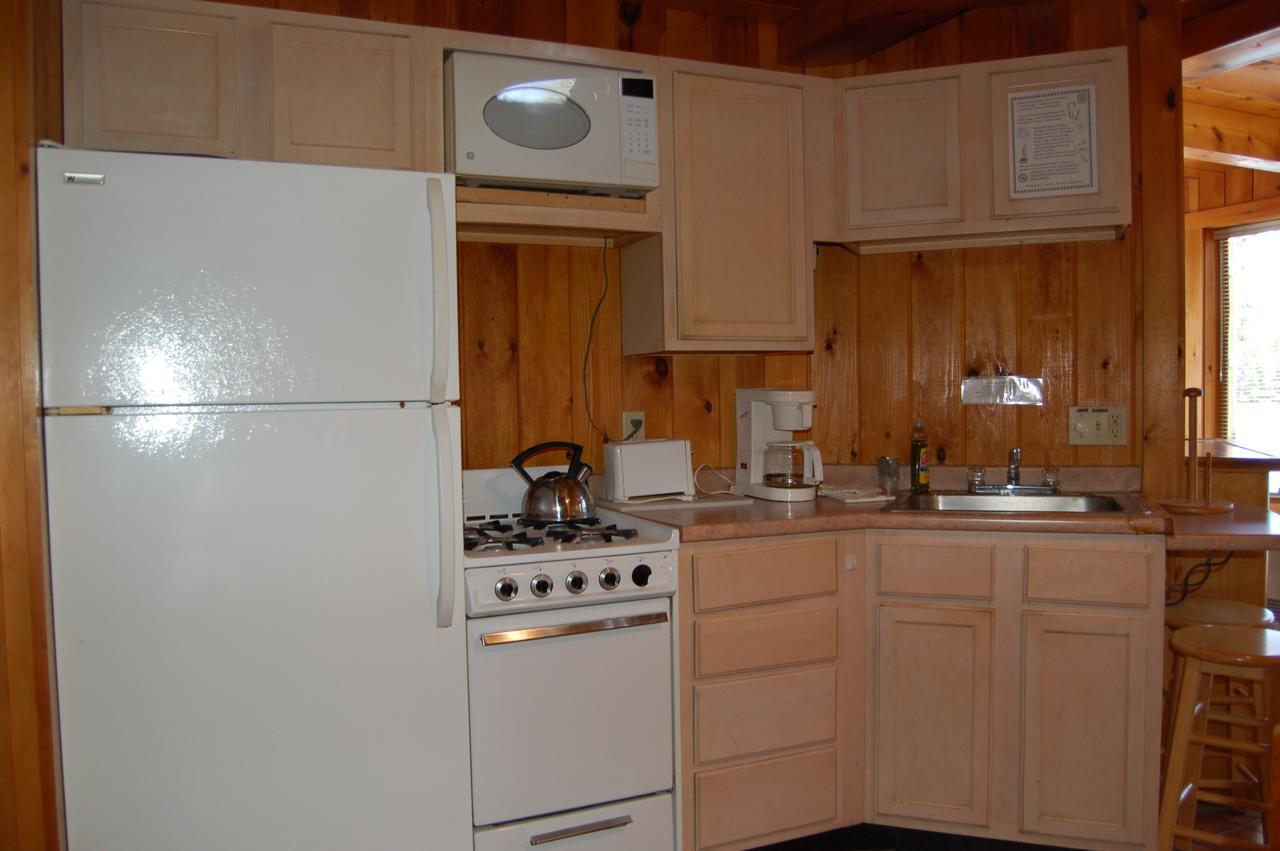 Sebago Lake Lodge & Cottages North Windham Exterior foto